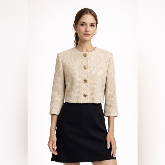 St. John Jackets & Blazers - St John Couture Tweed Blazer Gold Buttons Cream Sand Cropped Sz 6 NWOT
